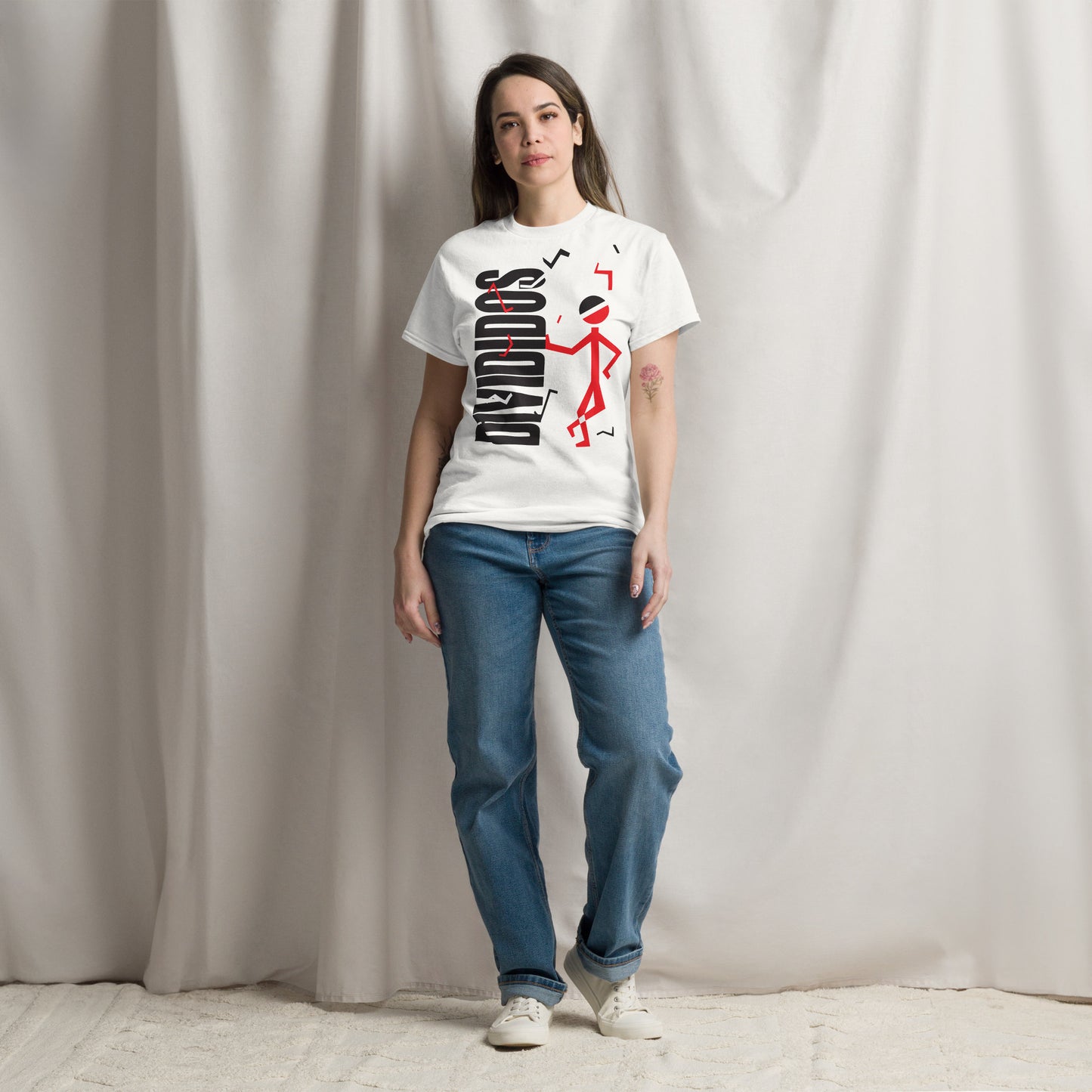 Divididos. Camiseta de Algodón 100% peinado. Corte Unisex. Blanca. Opción 1 . CAM2412.