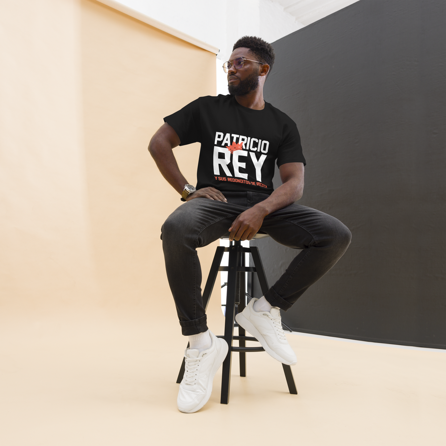 Patricio Rey y sus Redonditos de Ricota. Algodón 100%. Corte Unisex. Negra. Opción 1. CAM2512.