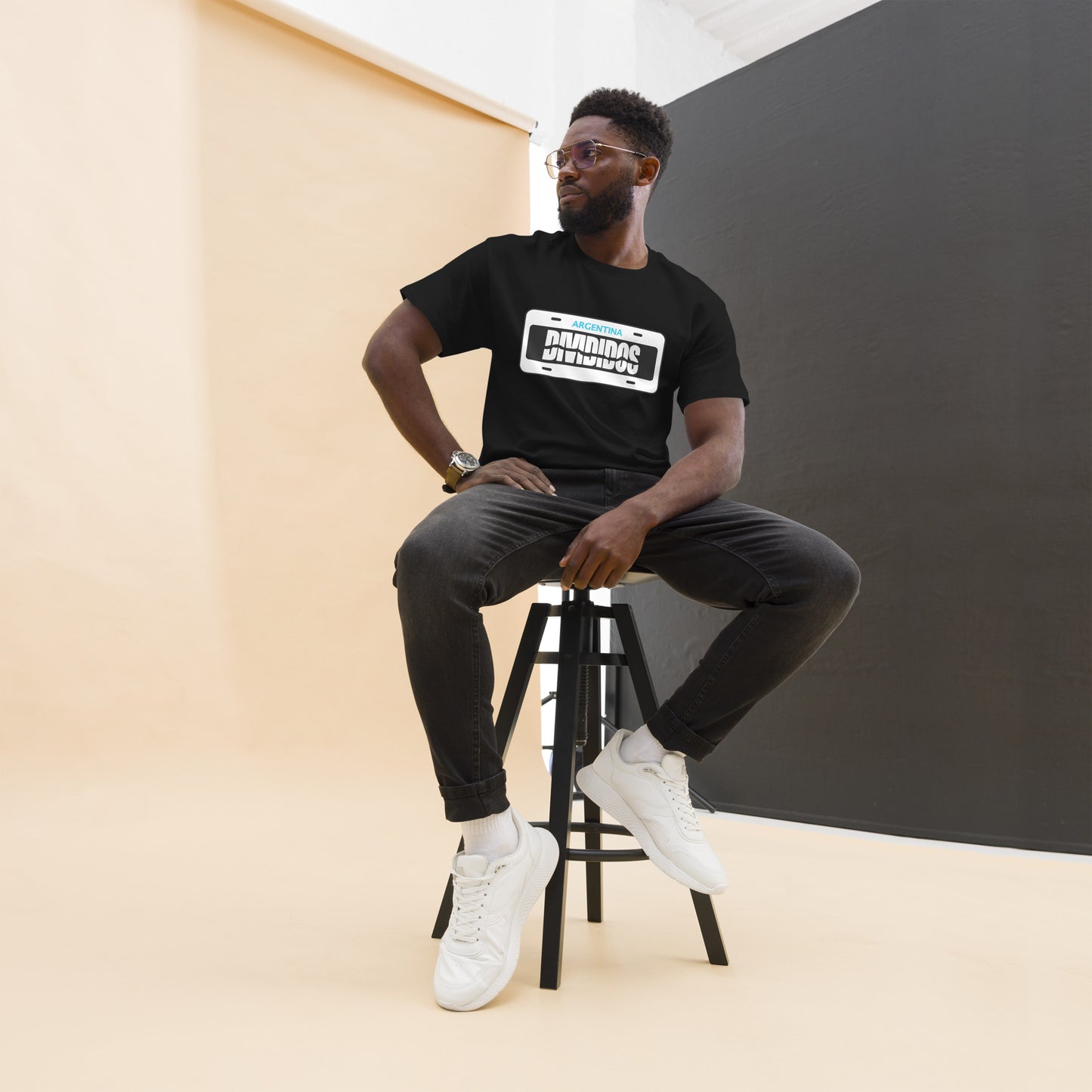 Divididos. Camiseta de Algodón 100% peinado. Corte Unisex. Opción 1. CAM3115.
