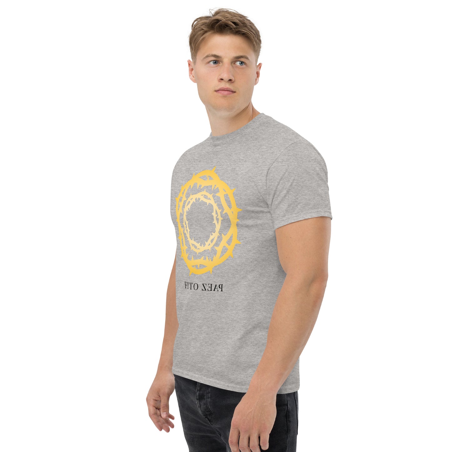 Fito Paez. El Sacrificio. Algodón 100%. Corte Unisex. Blanca y gris. CAM2816.